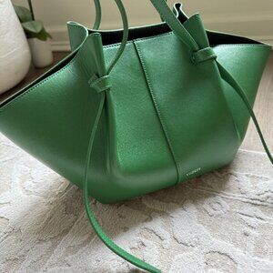 Yuzefi Green Smooth Leather Mochi